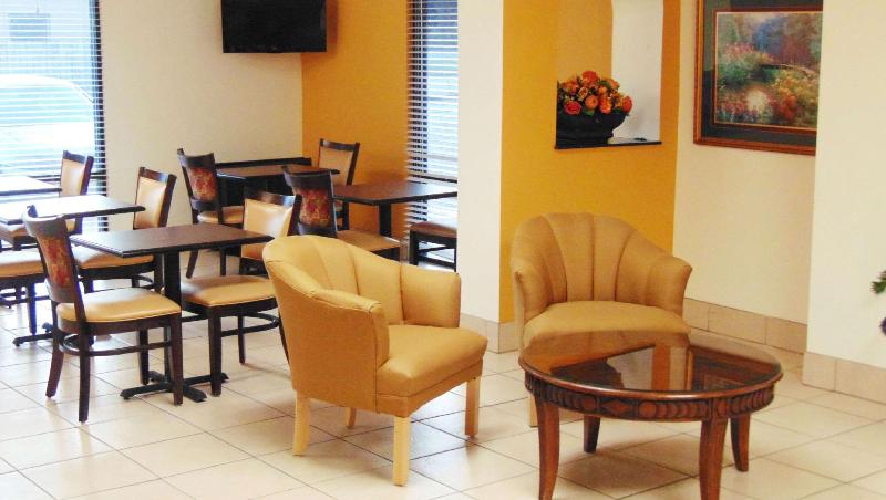 Days Inn & Suites by Wyndham Brewton - photo 14