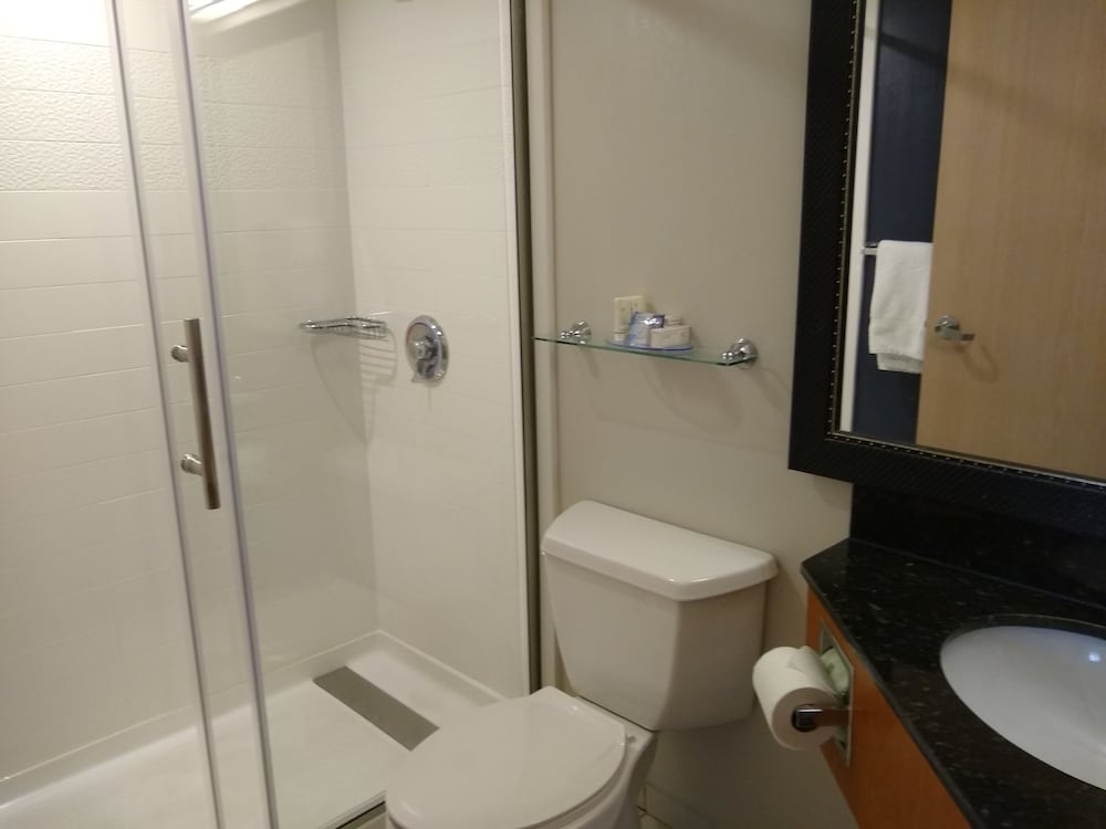 Fairfield by Marriott Inn & Suites Portland Maine Airport - photo 8