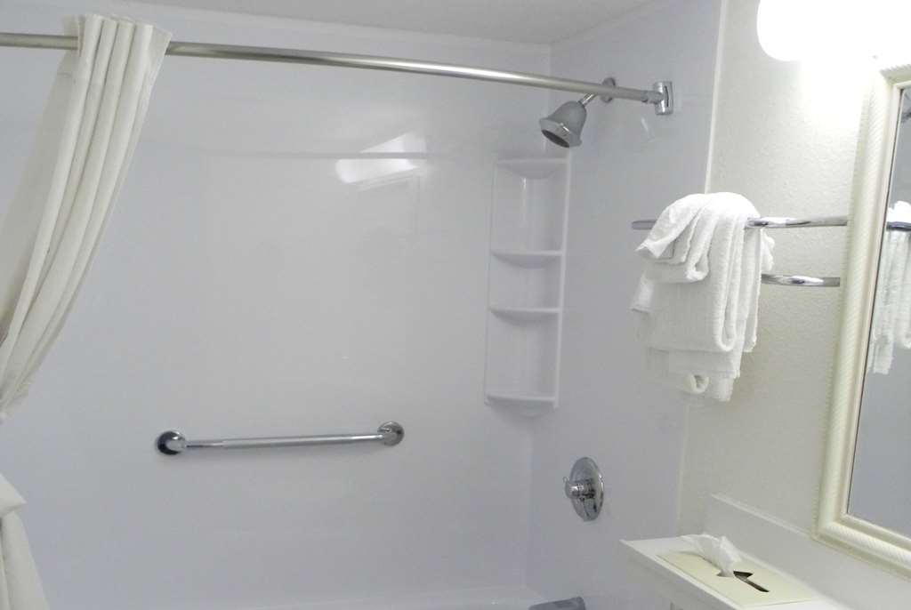 Travelodge Inn & Suites by Wyndham Albany - photo 19