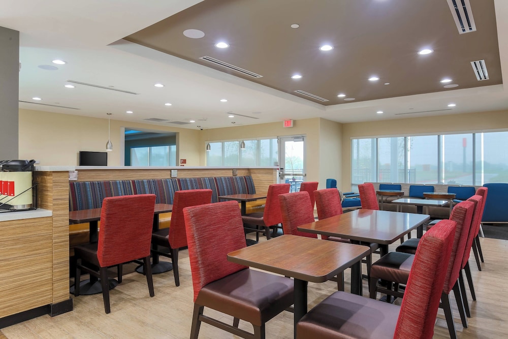 TownePlace Suites by Marriott McAllen Edinburg - photo 43