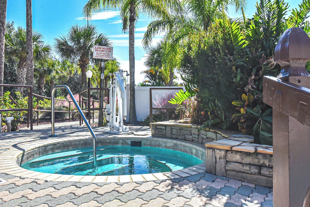 Holiday Inn Express & Suites Cocoa by IHG - photo 61