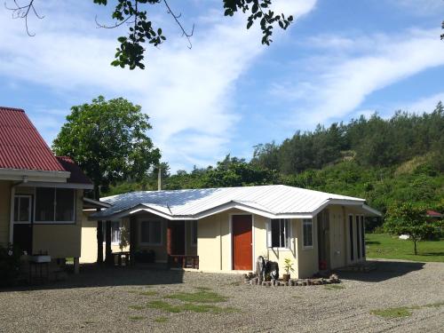 Guesthouse — 4-Star Luxury Hotel in Pagudpud, Philippines