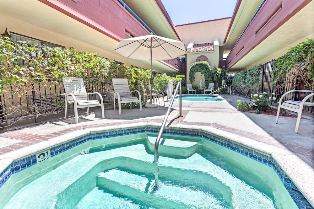 Vantage Point Inn Woodland Hills - photo 28
