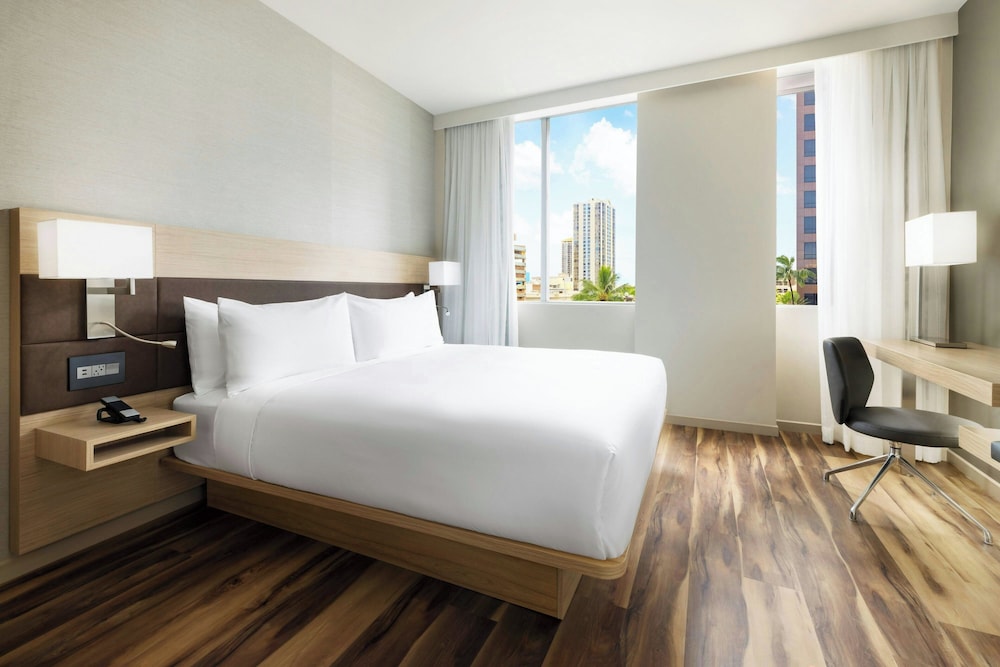 AC Hotel by Marriott Honolulu - photo 8