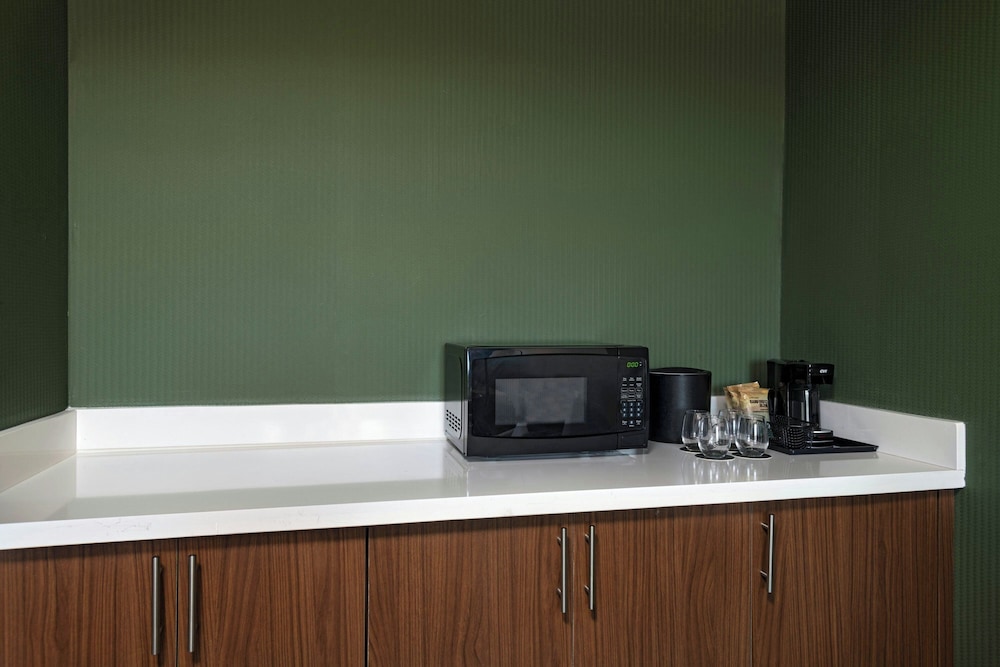 Courtyard by Marriott Austin Dripping Springs - photo 7