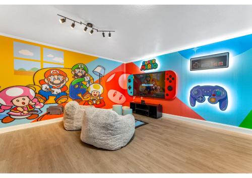 4BR Family Friendly Themed Pool Home Near Disney — 4-Star Luxury Hotel in Davenport, United States
