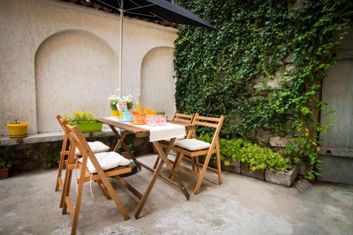 The Rocky House Central & Private 2BDR by Flat Mаnager — 4-Star Luxury Hotel in Plovdiv, Bulgaria