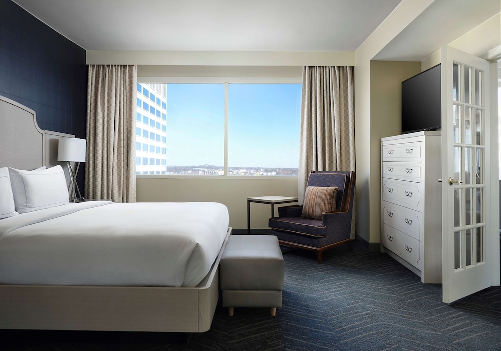 DoubleTree by Hilton Hotel Nashville Downtown - photo 25