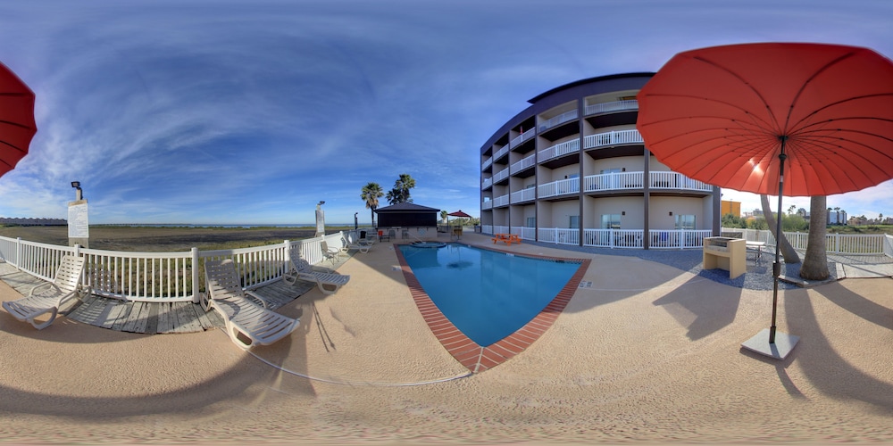 Blue Bay Inn & Suites - photo 64