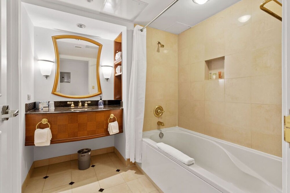 CozySuites Showboat - photo 11