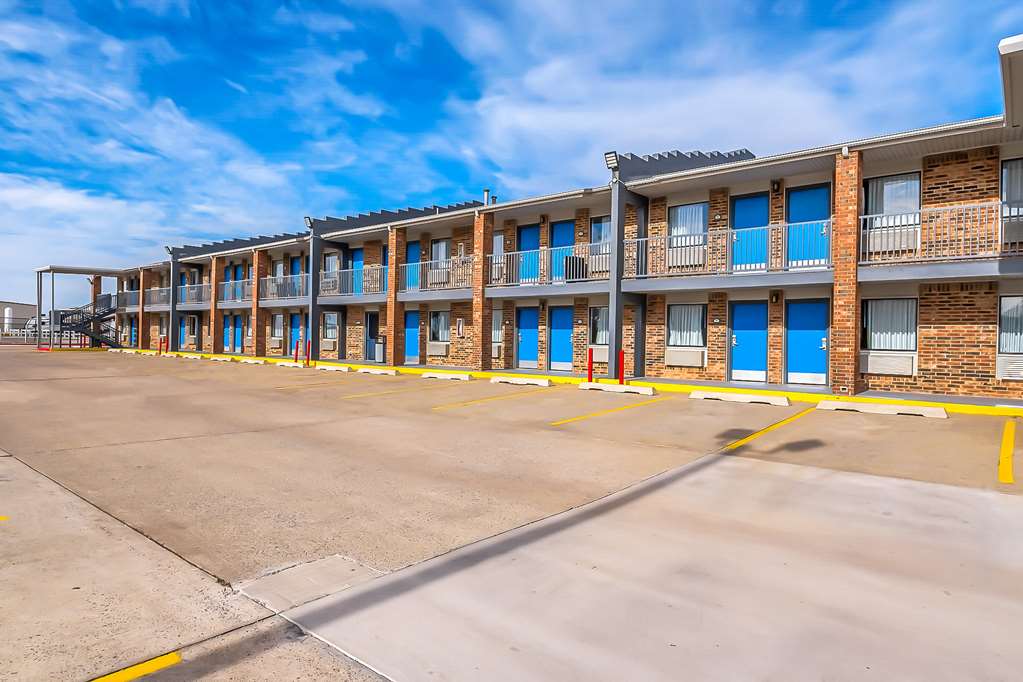 SureStay Hotel by Best Western Oklahoma City West - photo 25
