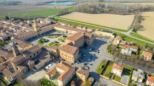 Confidence Hotel Ligabue — 4-Star Luxury Hotel in Gualtieri, Italy