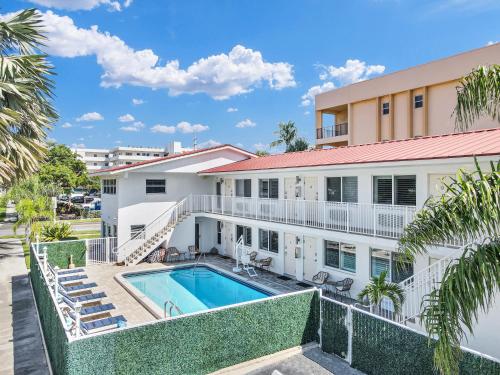 The Shores Hotel — Deerfield Beach