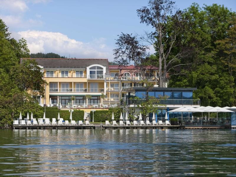 Seehotel Dr. Jilly in Poertschach Am Woerthersee, Austria