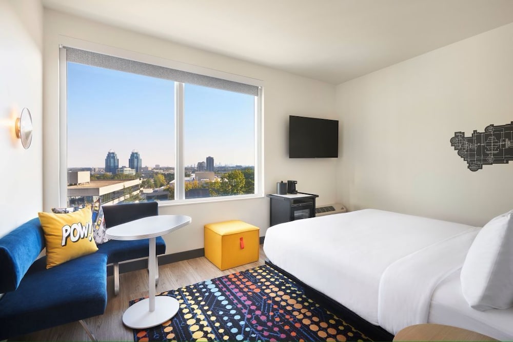 Aloft Atlanta Perimeter Center - photo 6