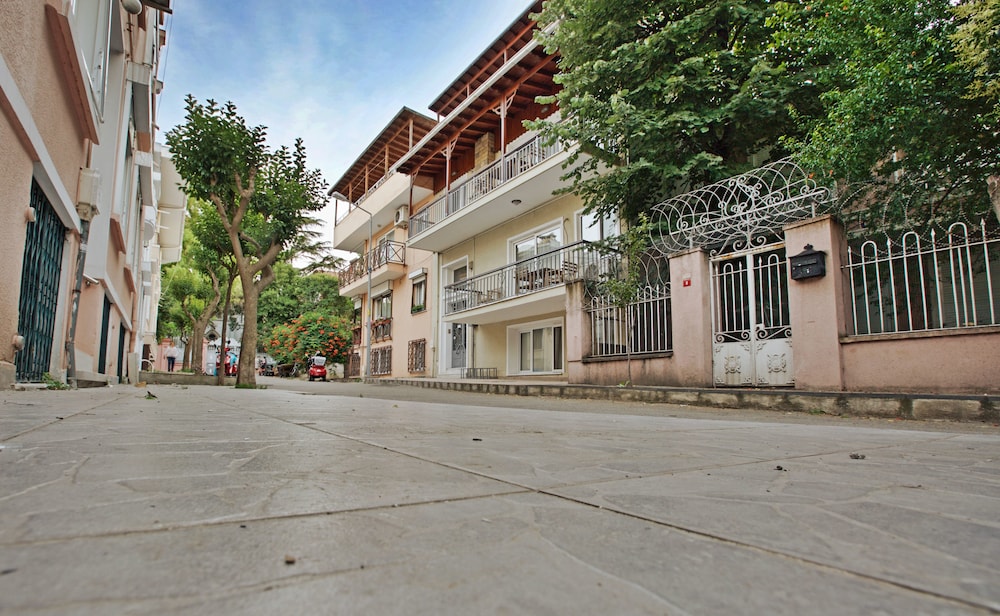 Büyükada Apart Hotel Yeni Apart in Adalar, Turkey