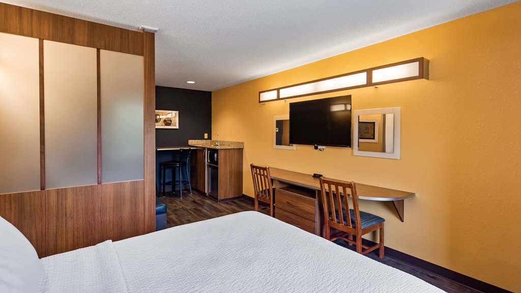 SureStay Plus Hotel by Best Western Keyser - photo 23