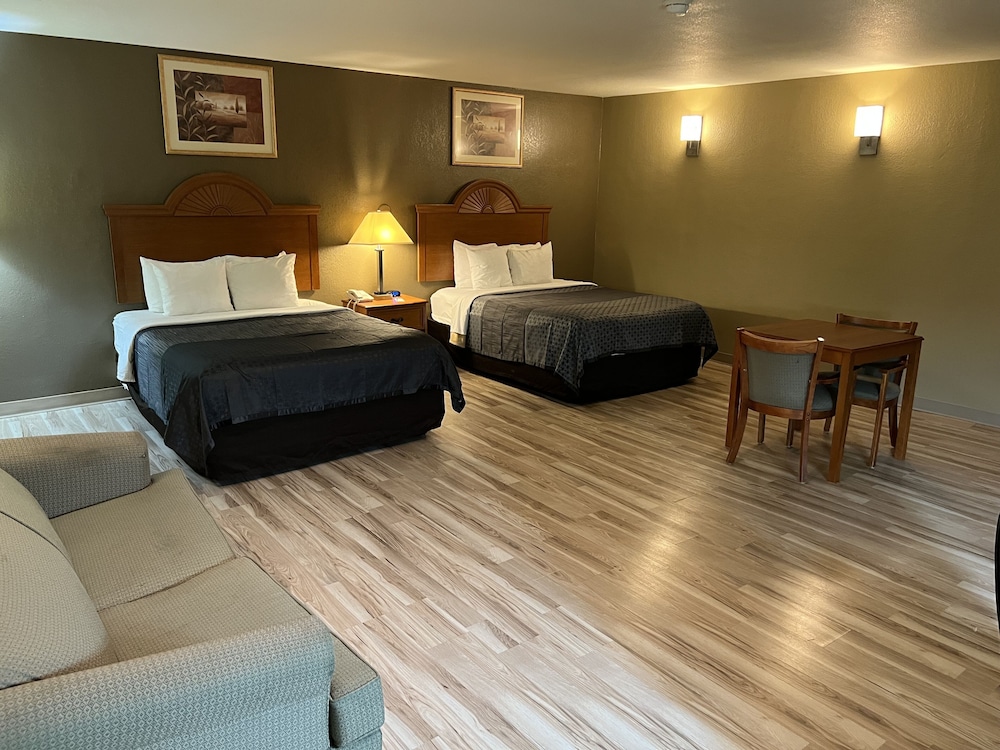 Americas Best Value Inn Pharr - photo 25
