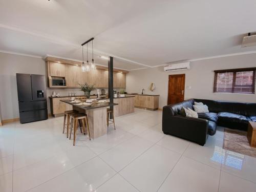 Sable Block Self Catering - carbon neutral hotel in Musina