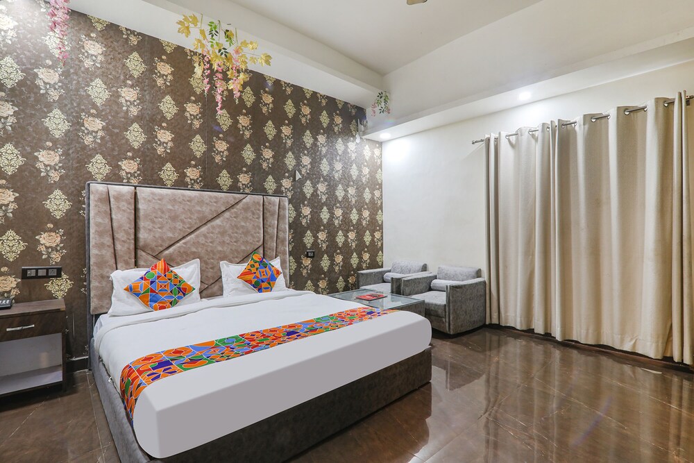Fabhotel Sky Awadh - last minute hotel in Lucknow