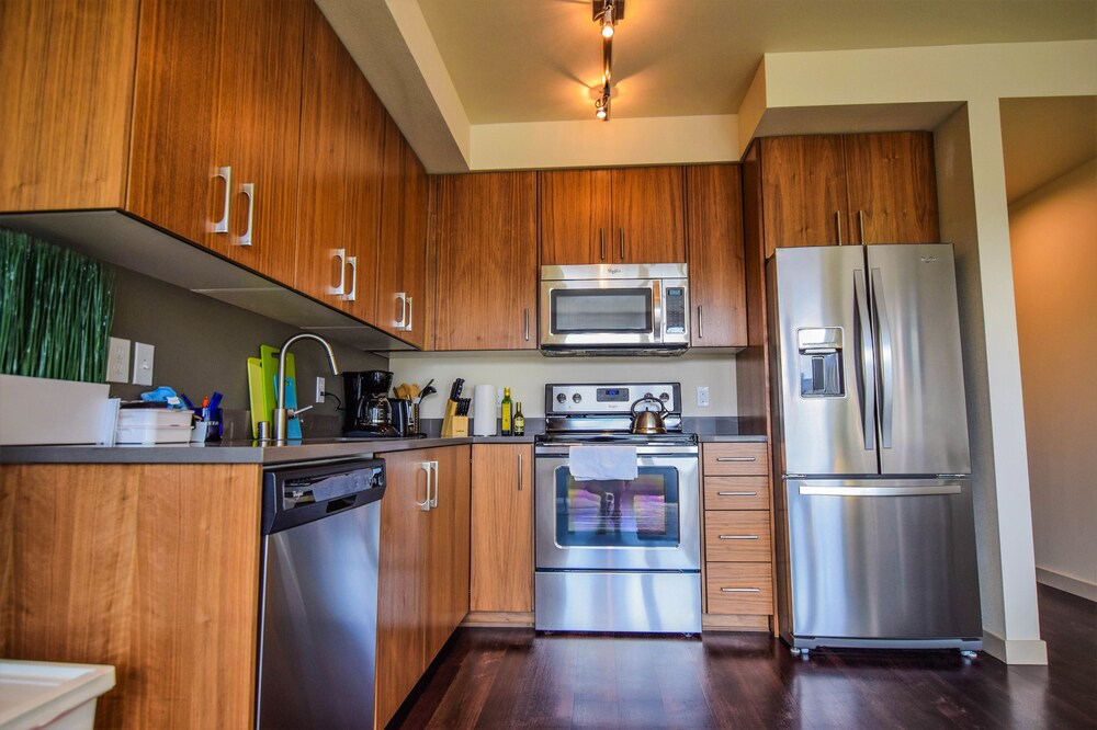 Capitol Hill Suites by Luxe Hubs - photo 25