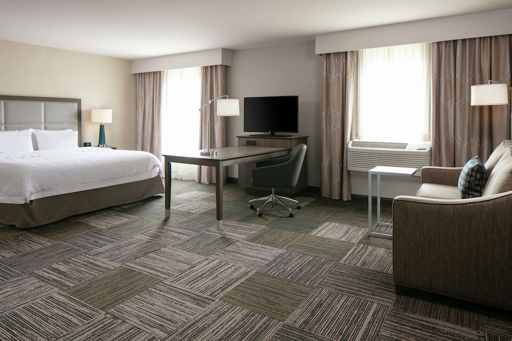 Hampton Inn & Suites Hudson - photo 9