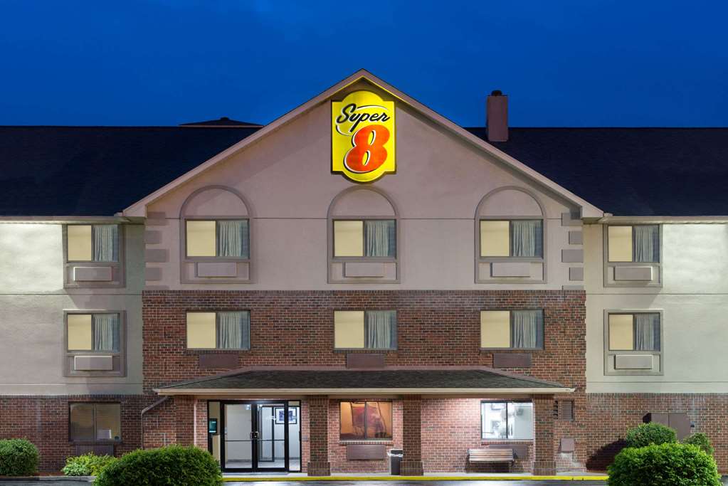 Super 8 by Wyndham Morgantown - photo 2