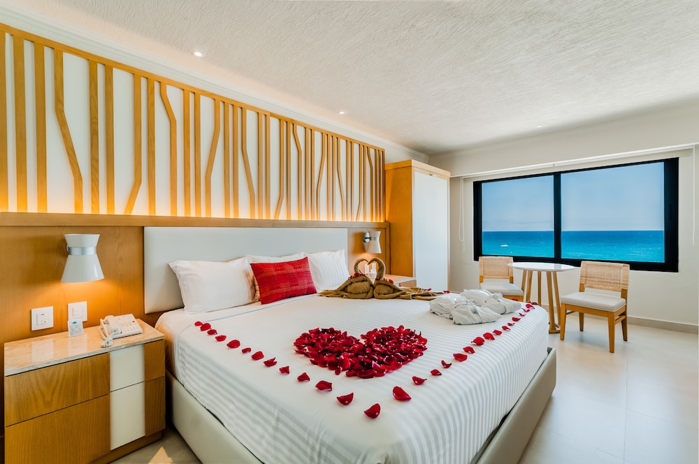 Beach/ocean view