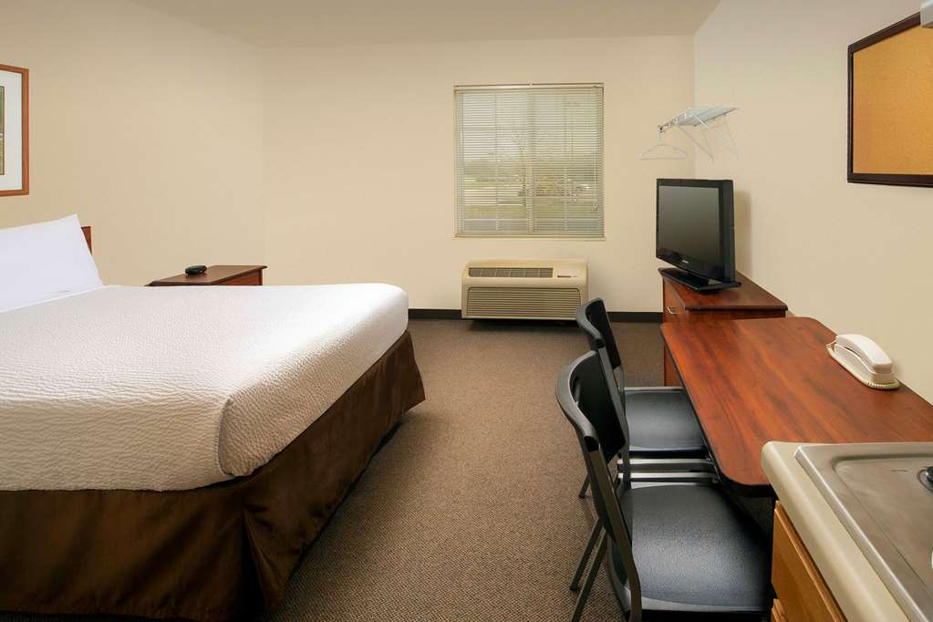 WoodSpring Suites Lincoln Northeast I 80 - photo 7
