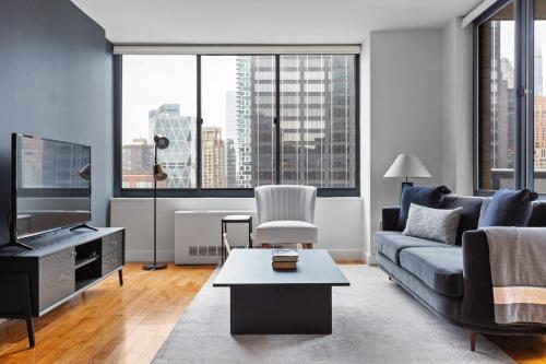 1BR nr Times Sq w Indoor pool Doorman NYC 50 — 4-Star Luxury Hotel in New York City, United States