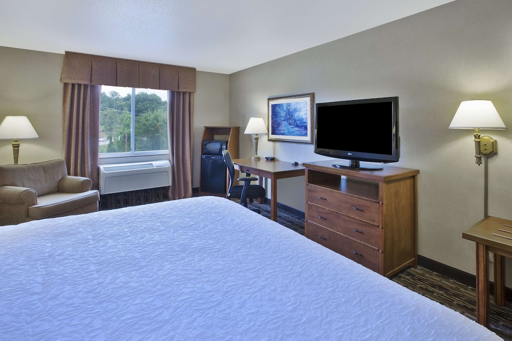 Hampton Inn Pittsburgh Area Beaver Valley CenterTownship - photo 6