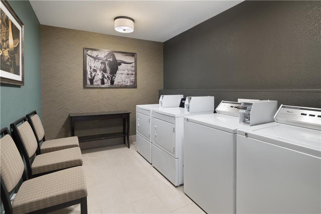 Best Western Plus Frontier Inn - photo 37