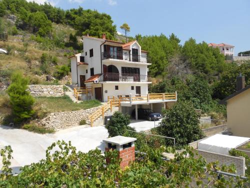 Palfeys — 4-Star Luxury Hotel in Omis, Croatia