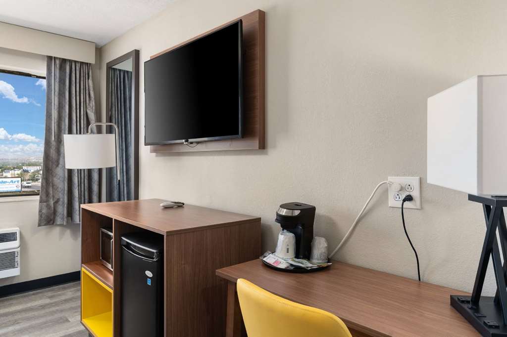 Days Inn by Wyndham Albuquerque I 25 - photo 26