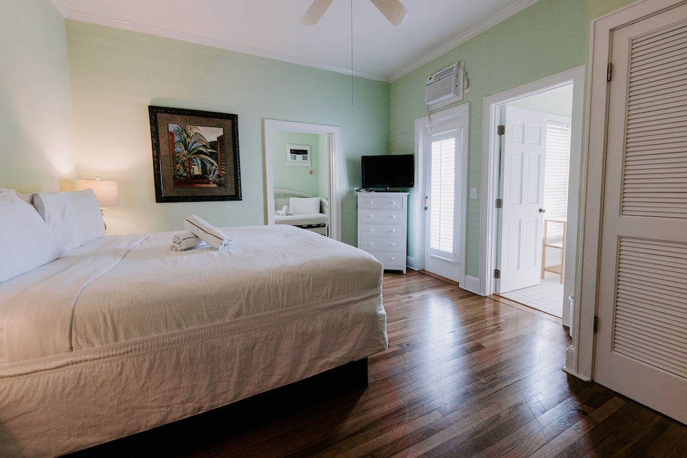 Amsterdam's Curry Mansion Inn - photo 14