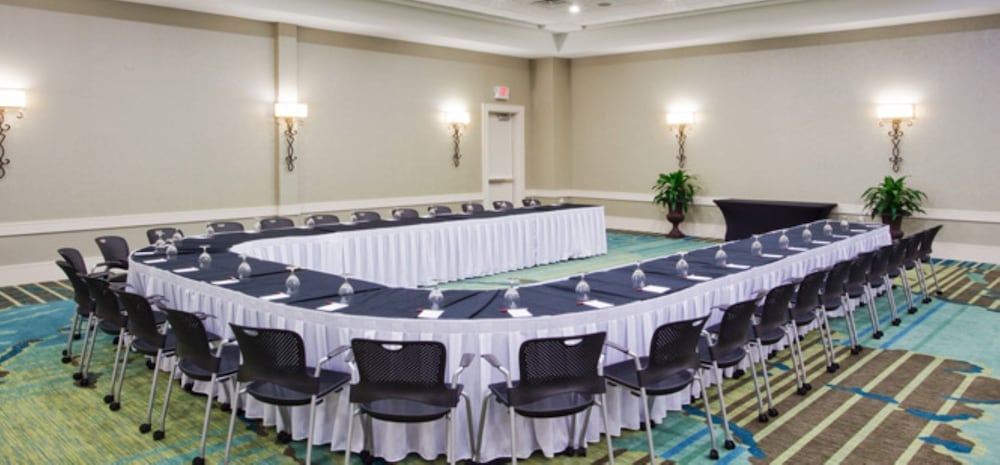 Crowne Plaza Charleston Airport Conv Ctr by IHG - photo 60