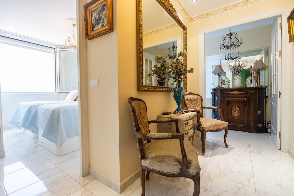 Sur Suites Palmeras 4 — Fuengirola — photo 4