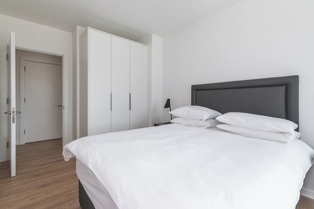 Cornerstone Two — 4-Star Luxury Hotel in Dublin, Republic of Ireland