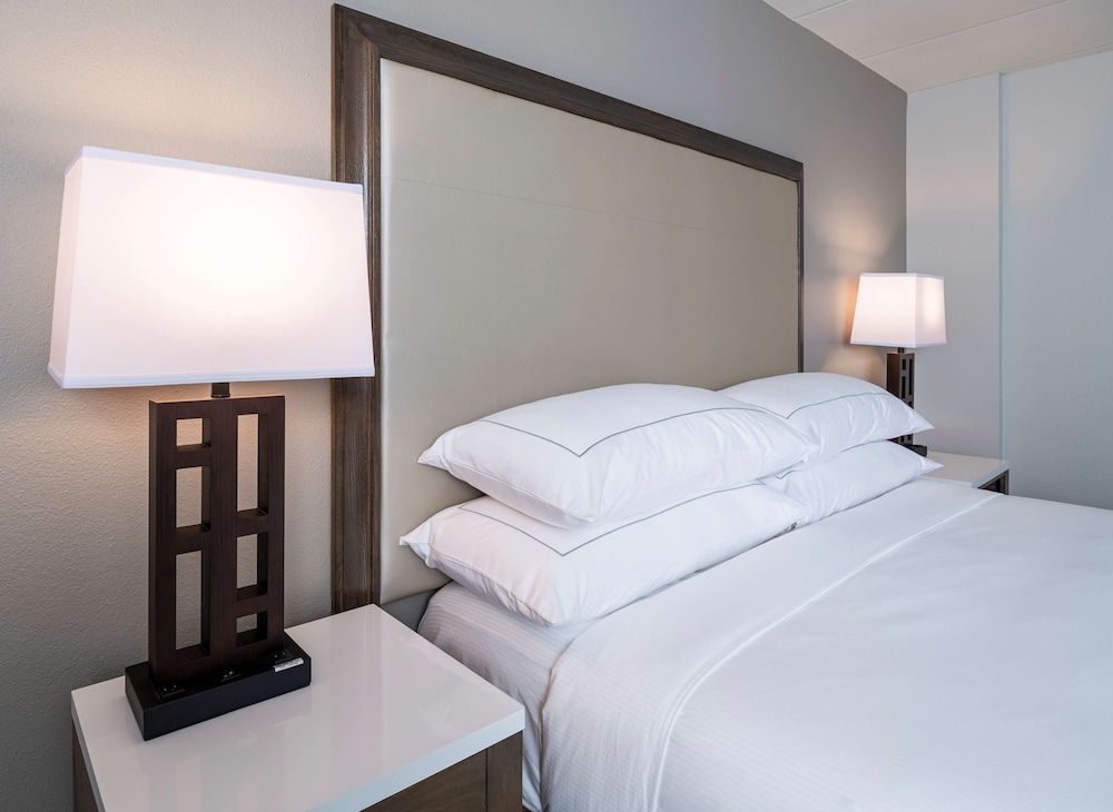 DoubleTree by Hilton Madison East WI - photo 13