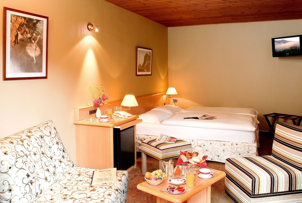 Logis Hostellerie Motel Au Bois Le Sire — Orbey — photo 4