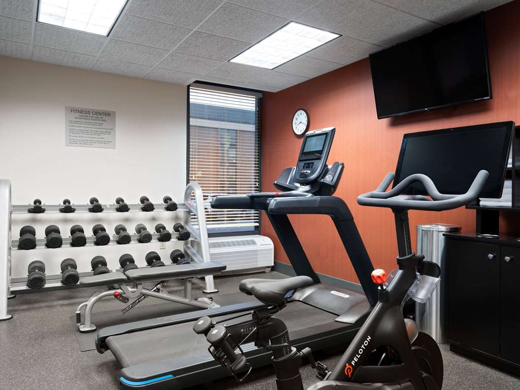 Wingate by Wyndham St. Louis Airport - photo 9