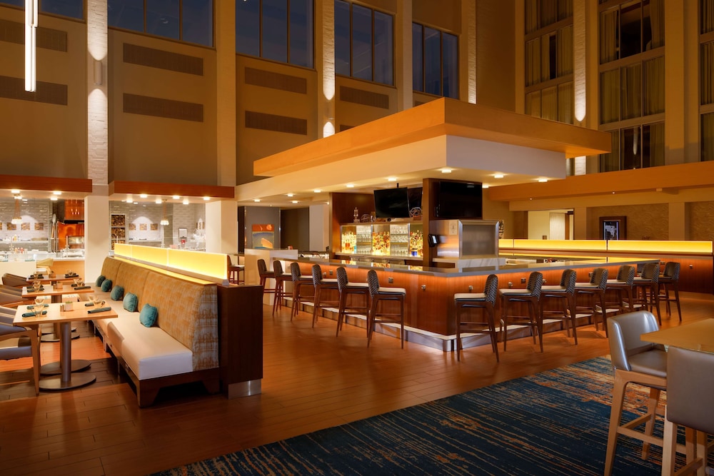 DoubleTree by Hilton Pittsburgh Cranberry - photo 9