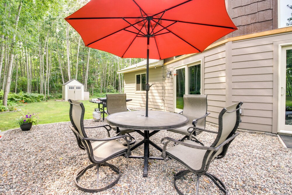 Merrifield Vacation Rental with Dock and River Access — 4-Star Luxury Hotel in Merrifield, United States