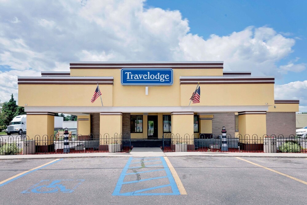 Travelodge Grand Forks - photo 34