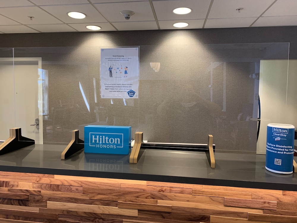 Hampton Inn & Suites Syracuse Dewitt - photo 45