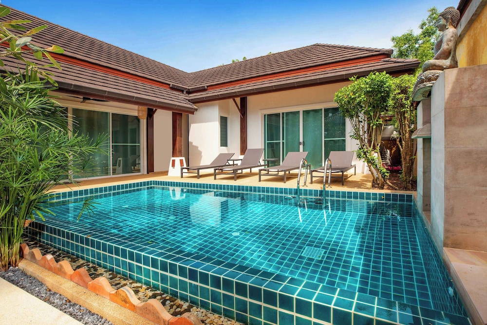 3BR Pool Villa Prima Near NaiHarn Beach — 4-Star Luxury Hotel in Rawai, Thailand