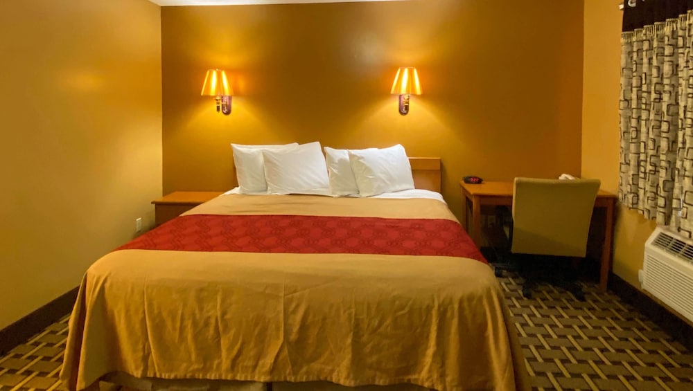 Rama Inn Bells - photo 10