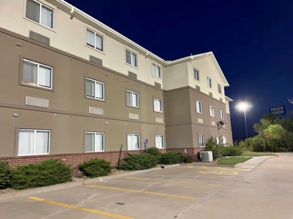 Holiday Inn Express Wichita North Park City by IHG - photo 28