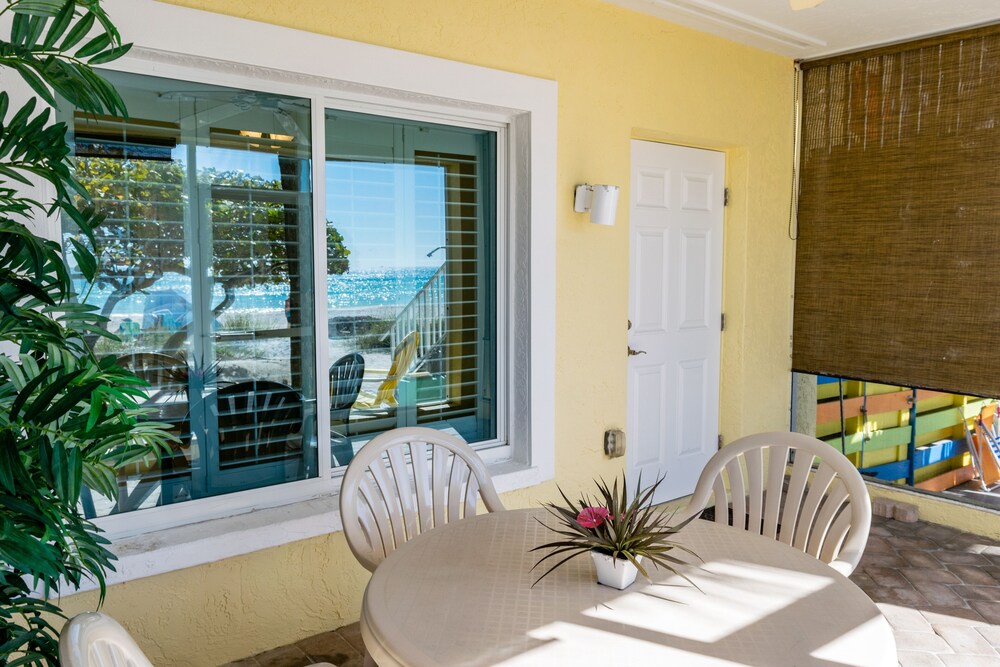 Beach House Resort 3 by RedAwning - photo 12