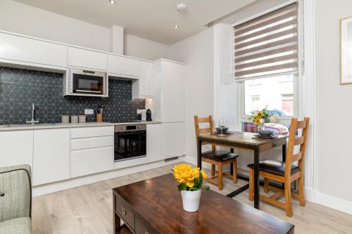 Ground Floor The Grove — 4-Star Luxury Hotel in Aberdeen, United Kingdom